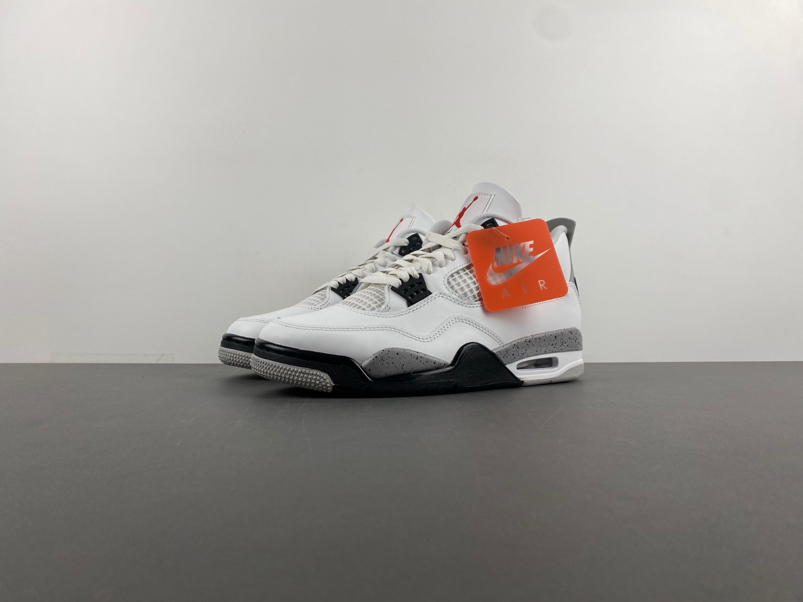 Air Jordan 4 OG “White Cement” FV5029-100