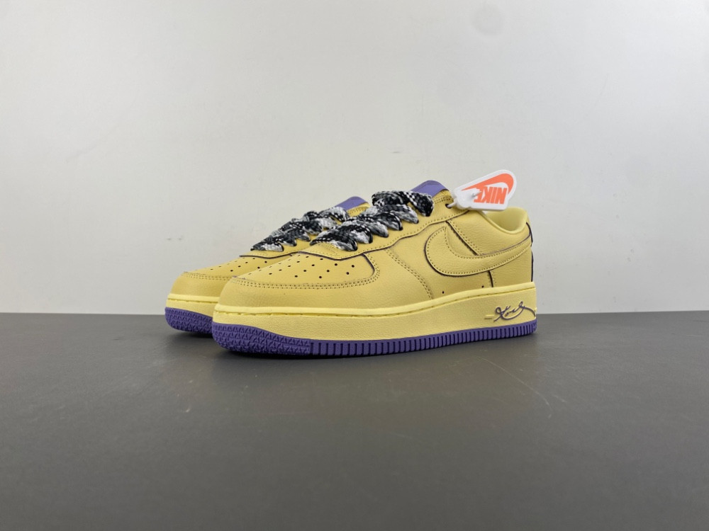 Kobe Bryant x Nike Air Force 1 Low Protro “Soft Yellow” HV9408-700