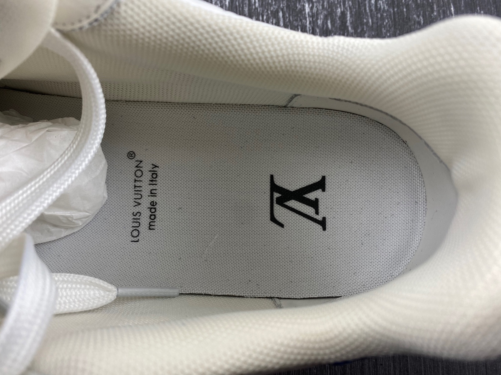 lvt sneakers