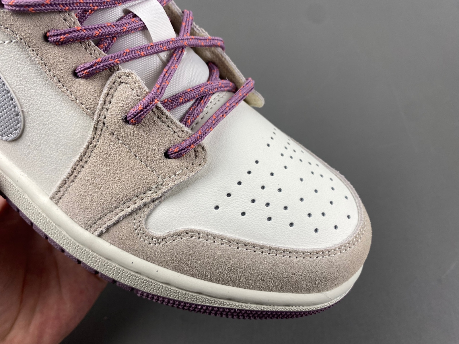 Air Jordan 1 Low Alt SE 