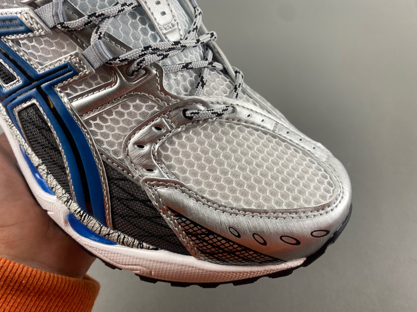 As*ic*s gel-nimbus 10.1 
