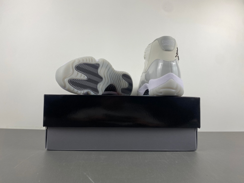 Air Jordan 11 “Grand Finale” (Sail) AR0715-110