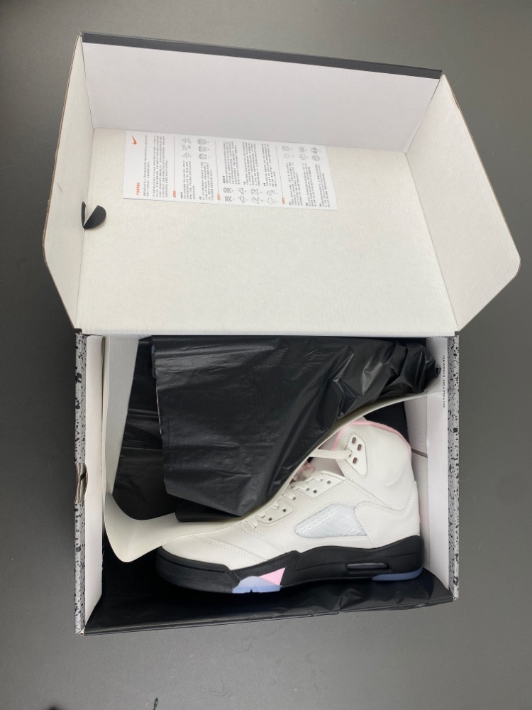 Air Jordan 5 "35th Anniversary" HQ7978-102