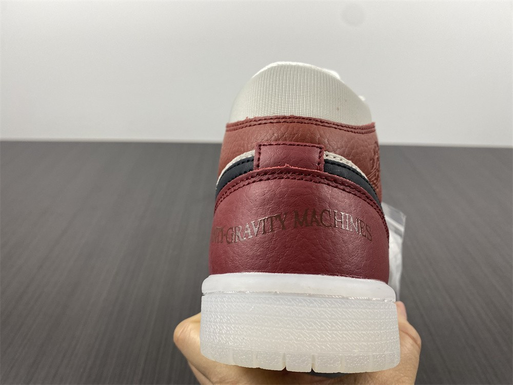 wmns air jordan 1 mid 