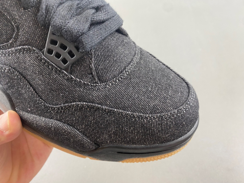 Leu*s x air jordan 4 “taupe haze”a02571-001