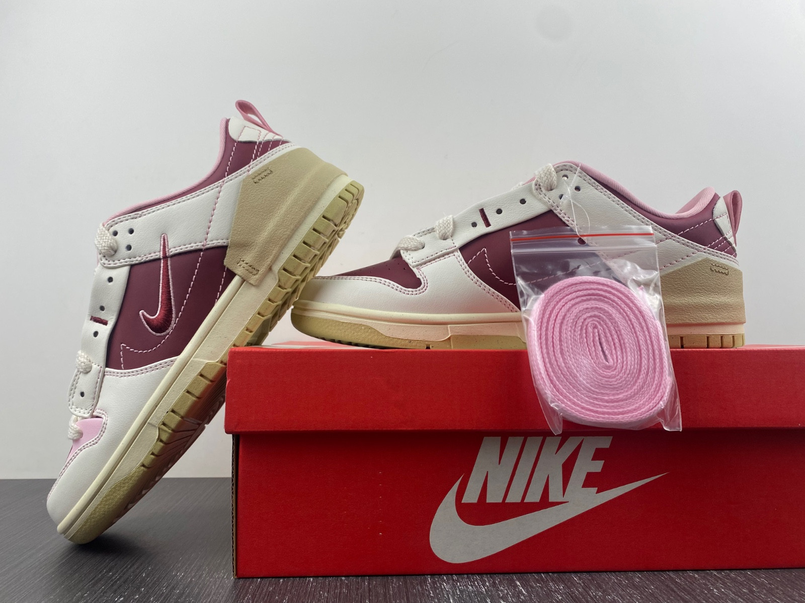 nike dunk low disrupt 2 "valentine