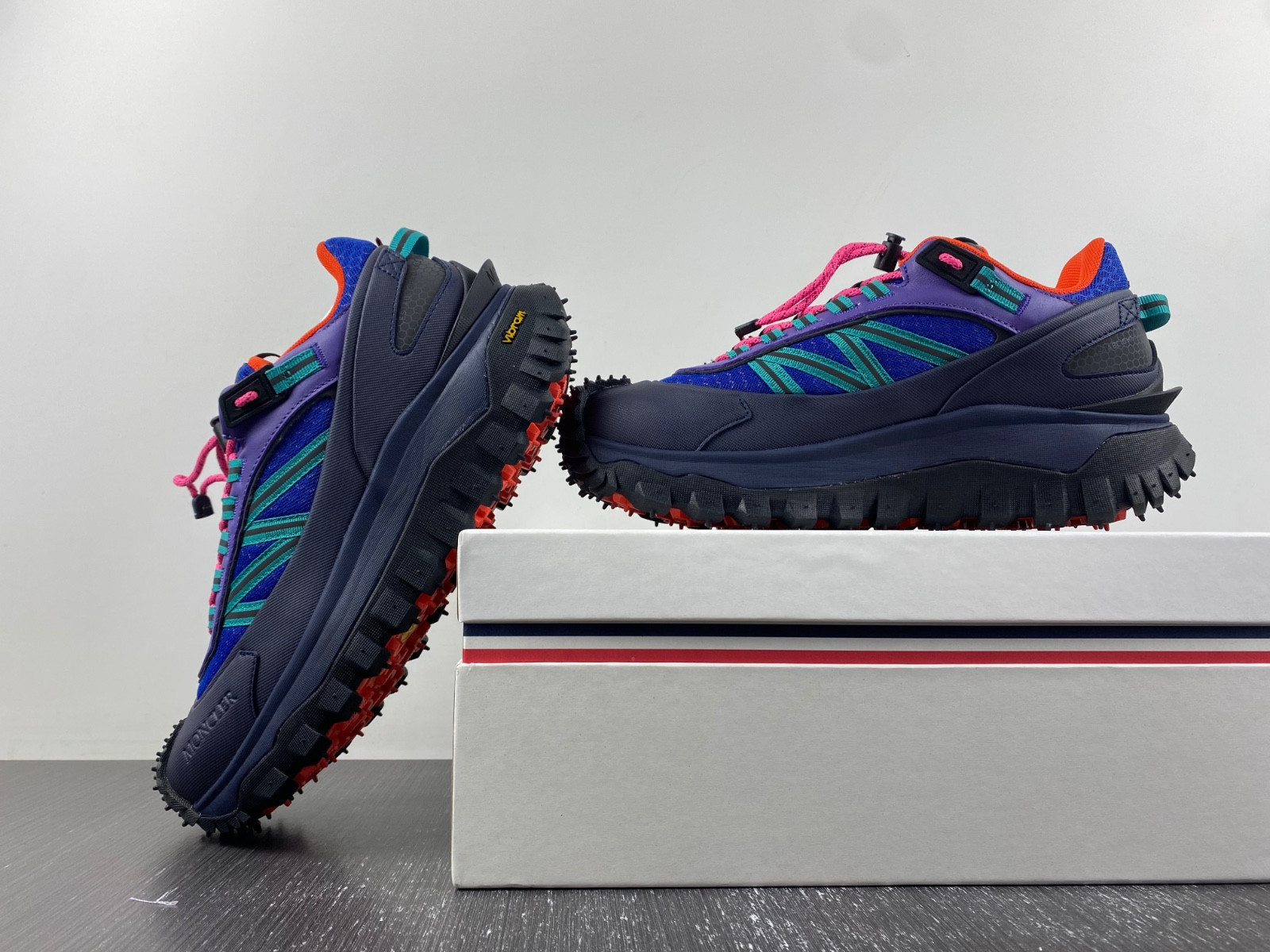 moncler trailgrip gore-tex