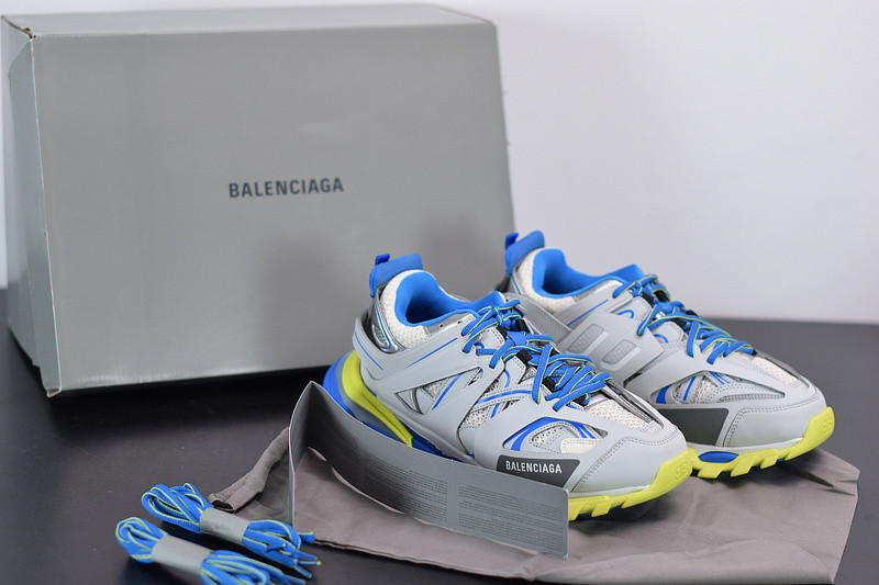 bc track sneaker