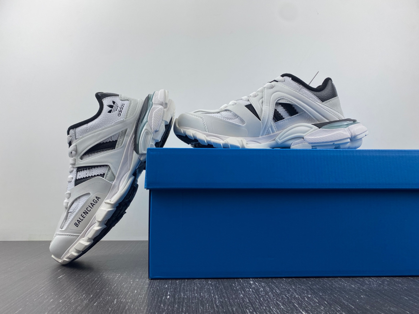 bc track sneaker