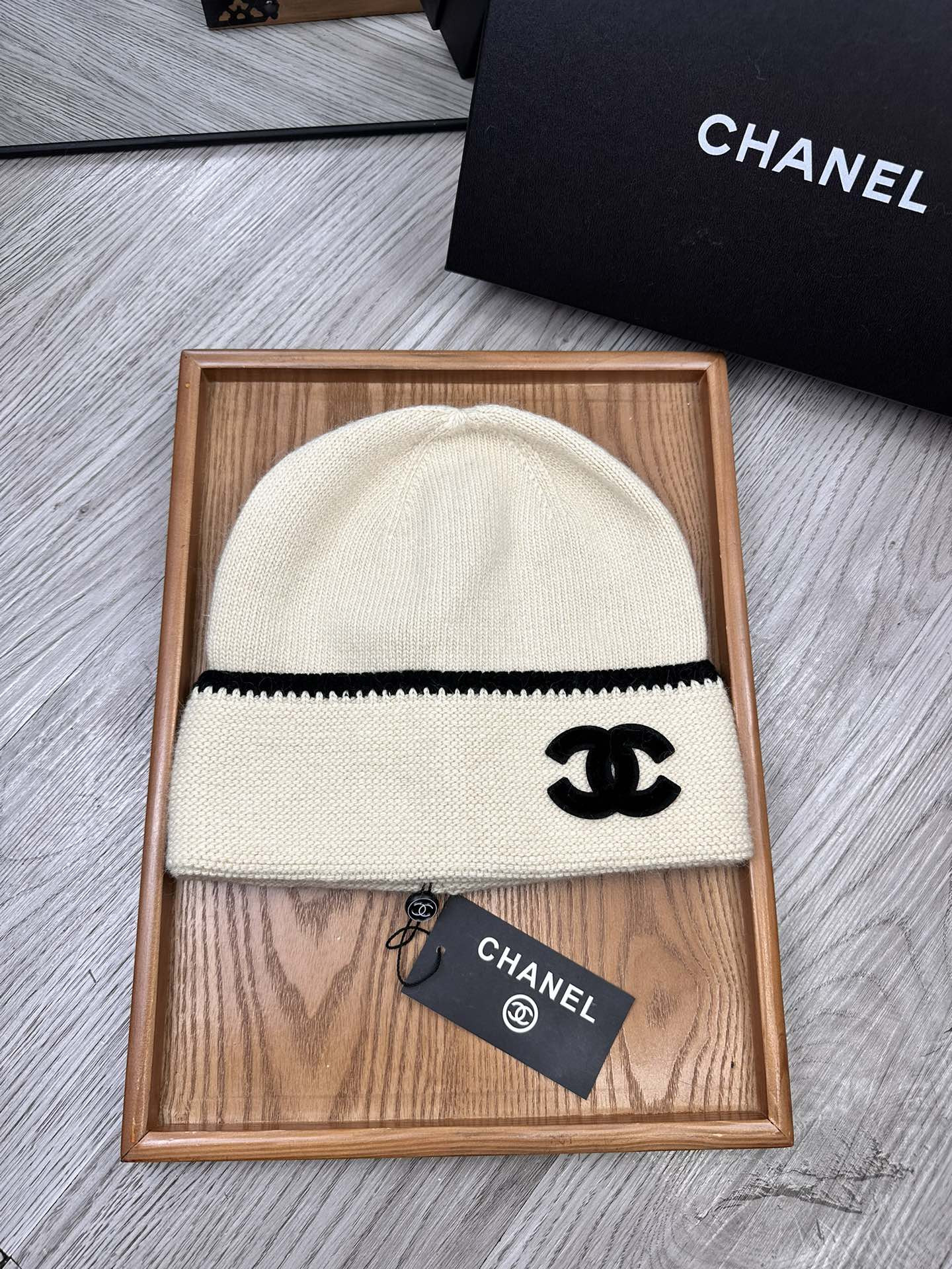 C Hat