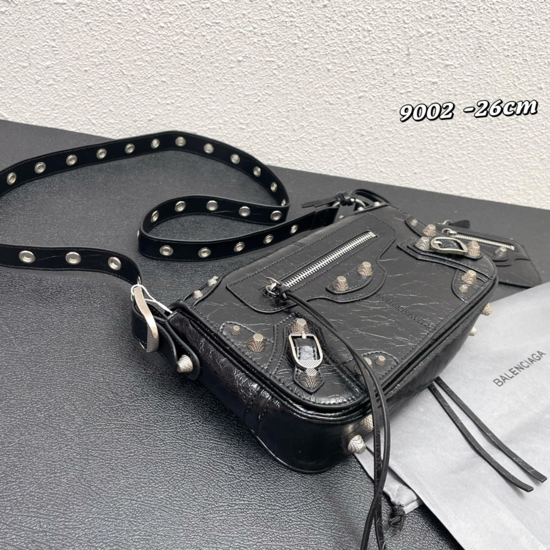 Ba1en*iaga purse