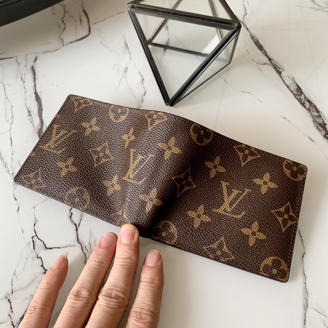 LVT PURSE