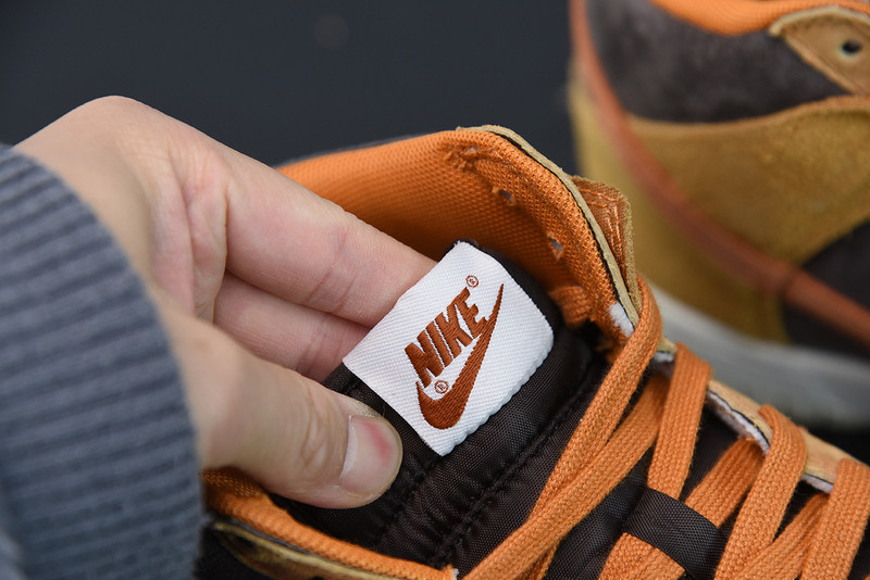 nike dunk high “dark curry” dd1401-200