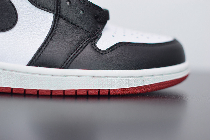 air jordan 1 retro high og "black toe 2016 release" 555088-125