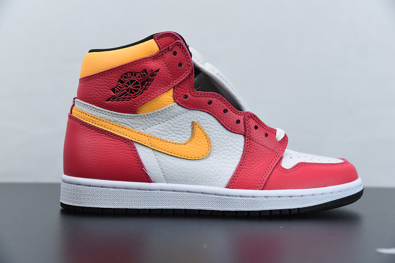 air jordan 1 high og ‘fusion red“ 555088-603