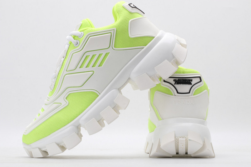 pr sneaker
