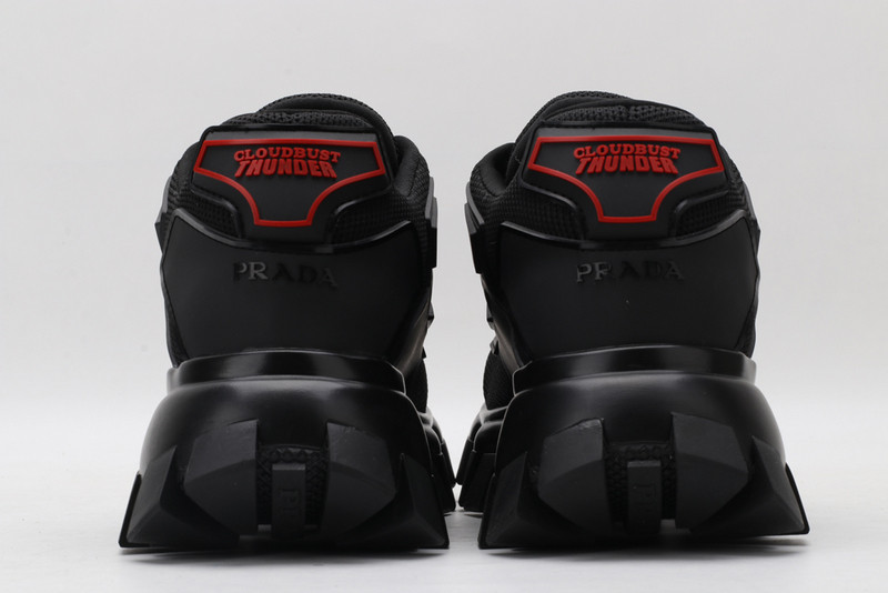 pr sneaker