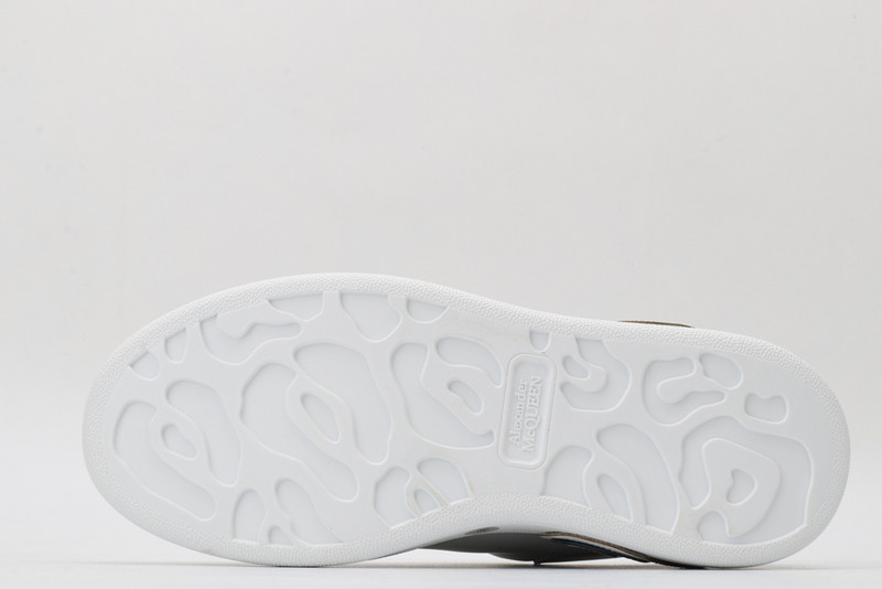 alexer mceen sneakers