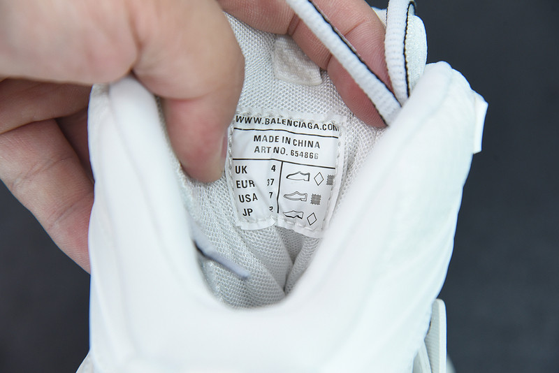 bc track sneaker