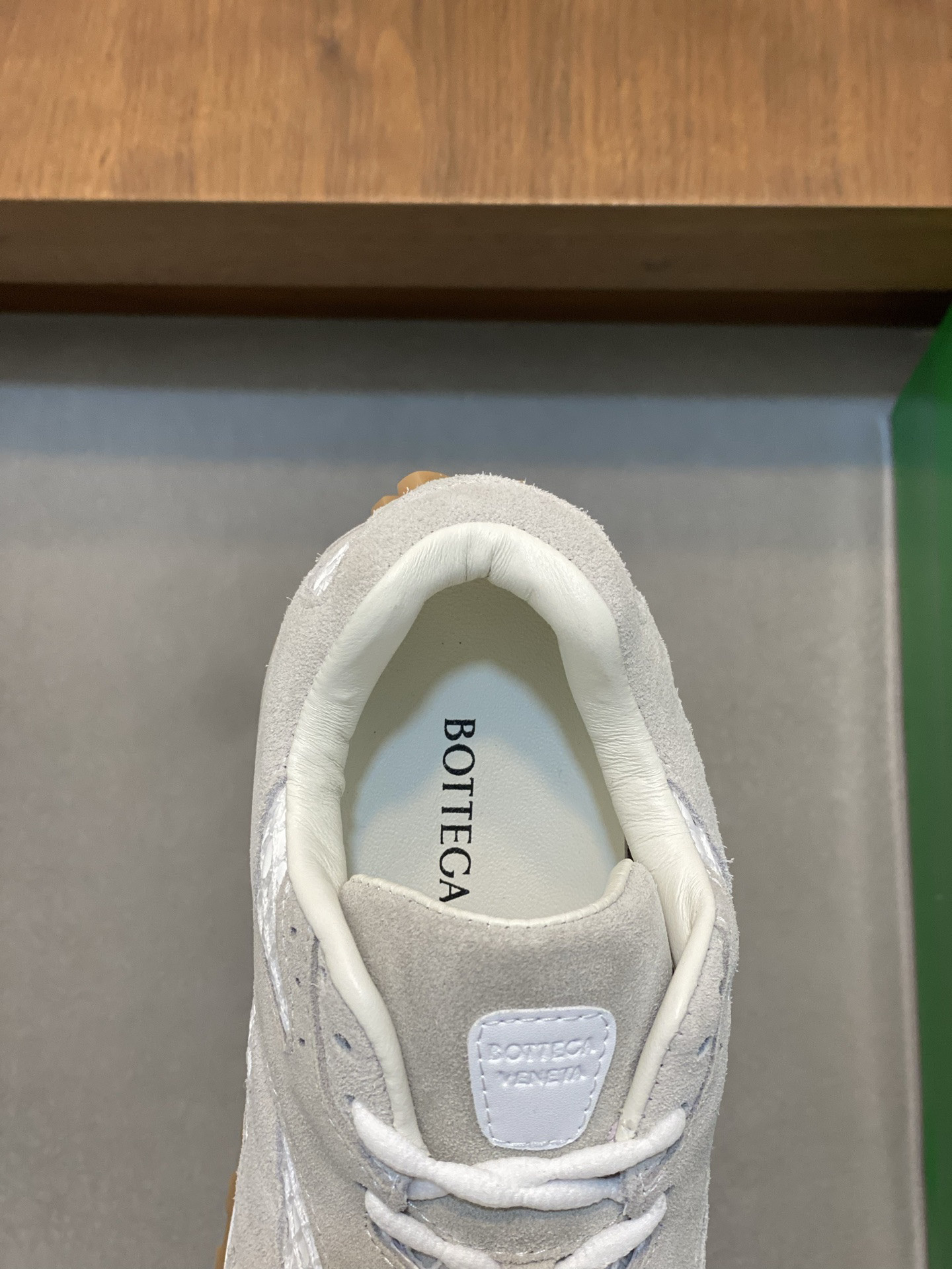 b0tt*ga Ven*ta orbit sneaker
