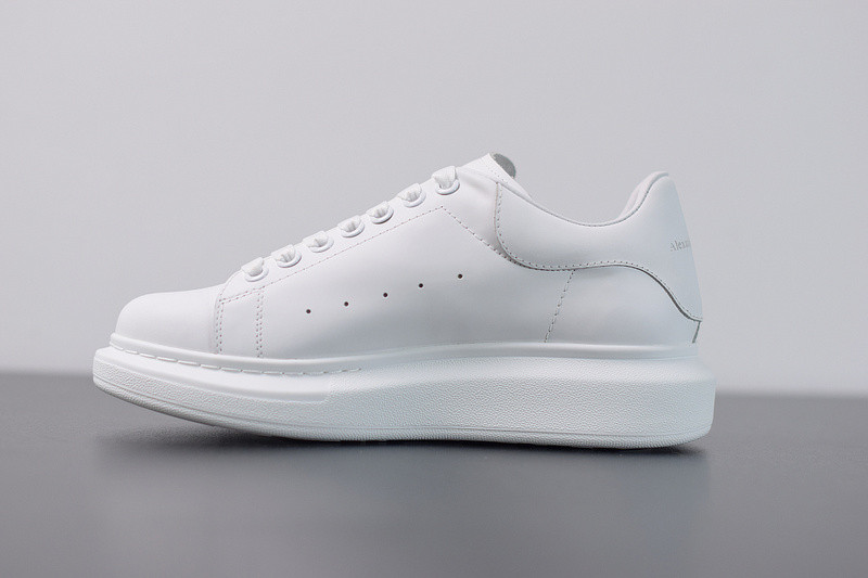 alexer mceen sneakers