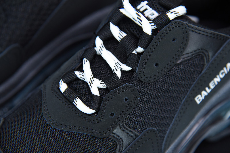 bc triple s trainer 544351 w09e1 9025