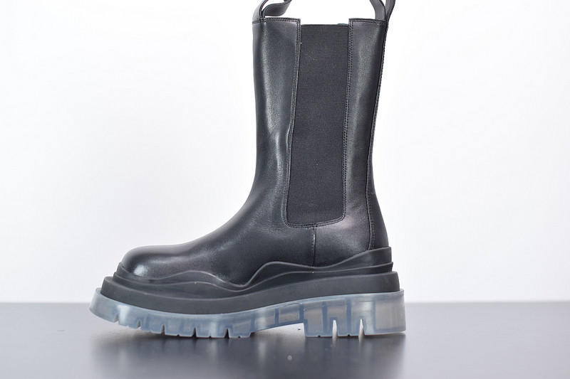 Bo*te*ga ve*ne*ta sneaker