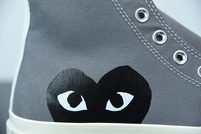 cdg play x converse grey