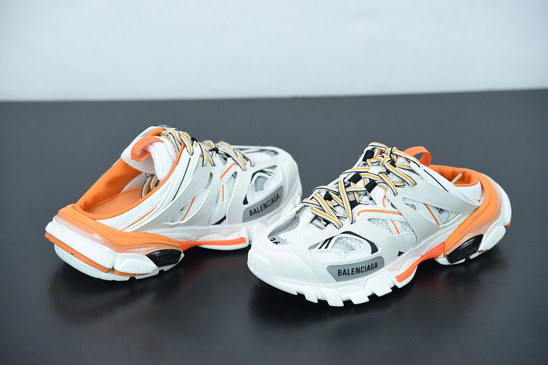 bc track sneaker