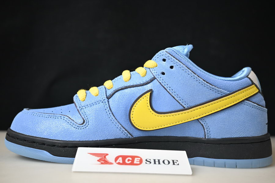 the powerpuff girls x nike sb dunk low “bubbles” fz8320-400