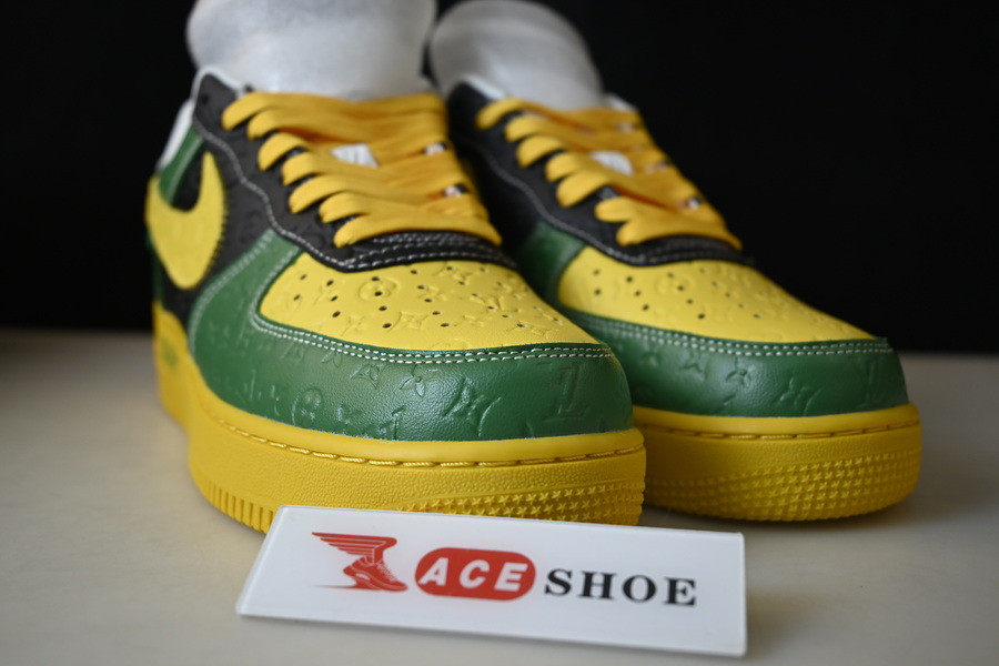 lvt x nike air force1