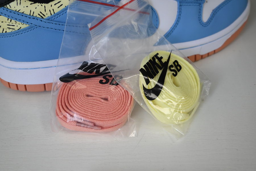 kyrie irving x nike dunk low baltic blue white dn4179-400