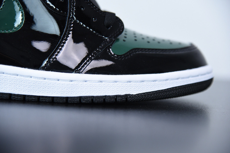 air jordan 1 high og “solefly friends family" av3905-038
