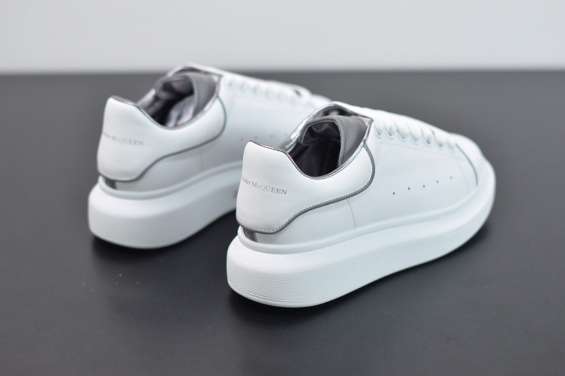 alexer mceen sneakers