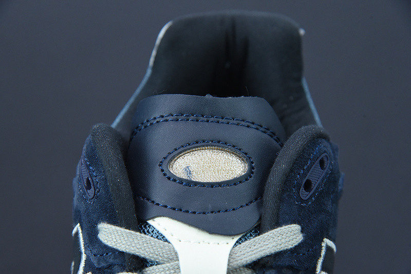 new balance sneaker