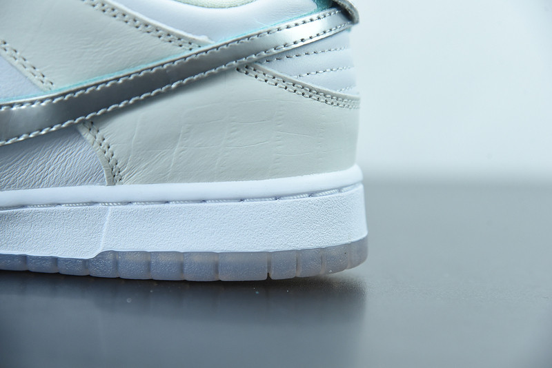 nike sb dunk low Di*m*nd s*pply co white Di*m*nd bv1310-100