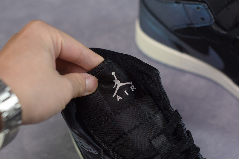 air jordan 1 mid iredescent black (w) bq6472-009