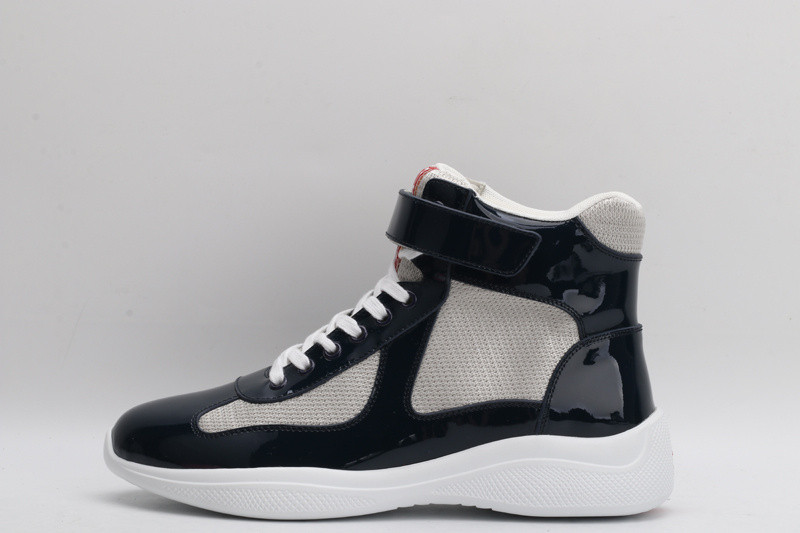 pr sneaker