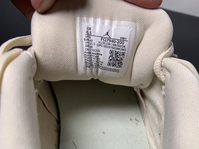 air jordan 4 rm legend light brown fq7940-200