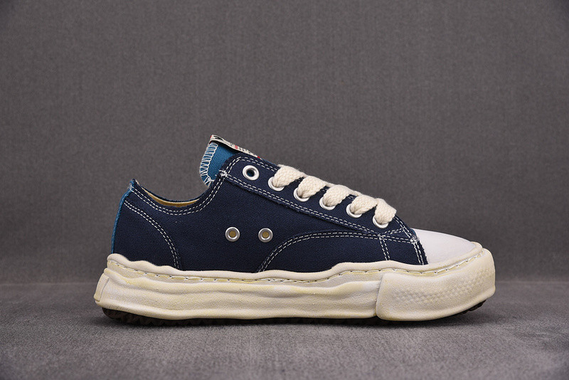 Ma*s*n mihara yasuhiro sneaker