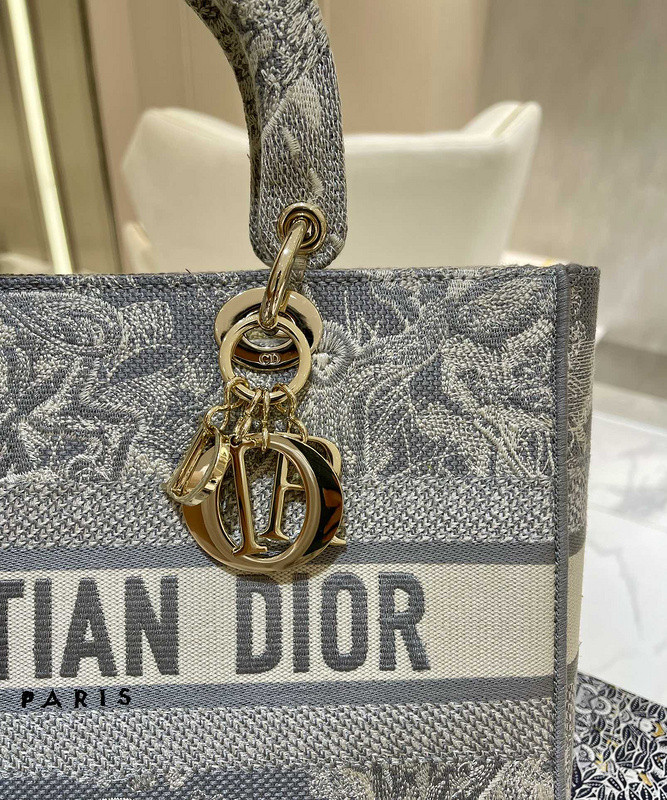D10r bag