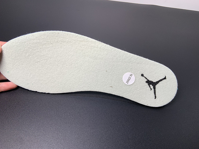 air jordan 4 rm legend light brown fq7940-200
