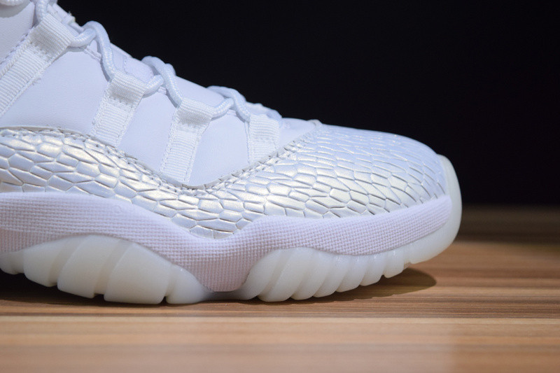 air jordan 11 ret low pr hc gg (gs) "heiress" 897331-100
