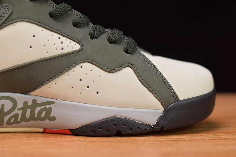 patta x air jordan 7 retro og sp “icicle” at3375-100