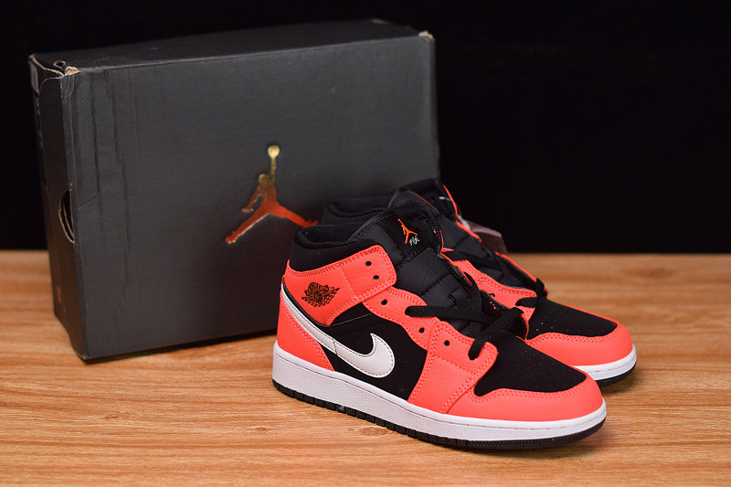 air jordan 1 mid infrared 23 (gs) 554725-061