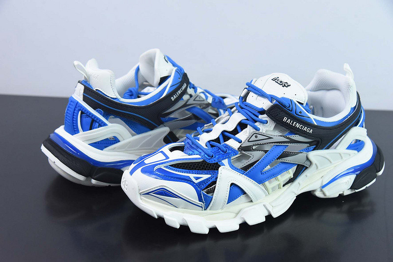 bc track sneaker