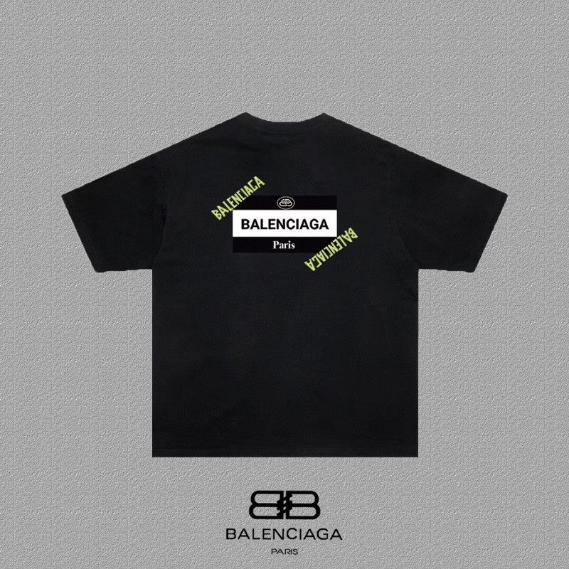 Ba*len*cia*ga clothes