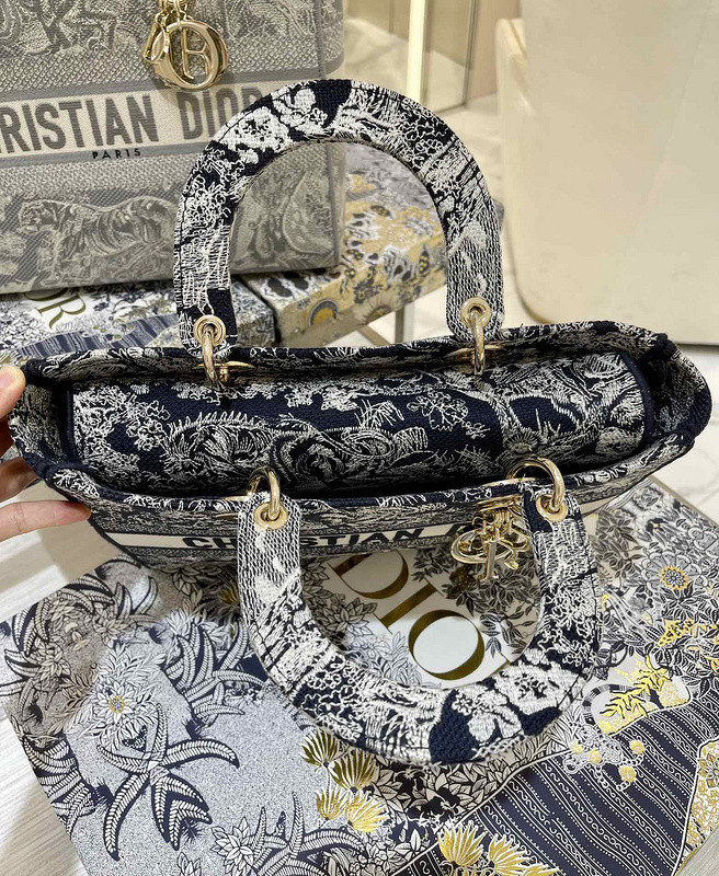 D10r bag