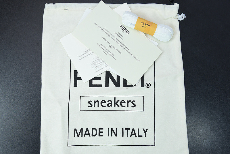 fen sneaker
