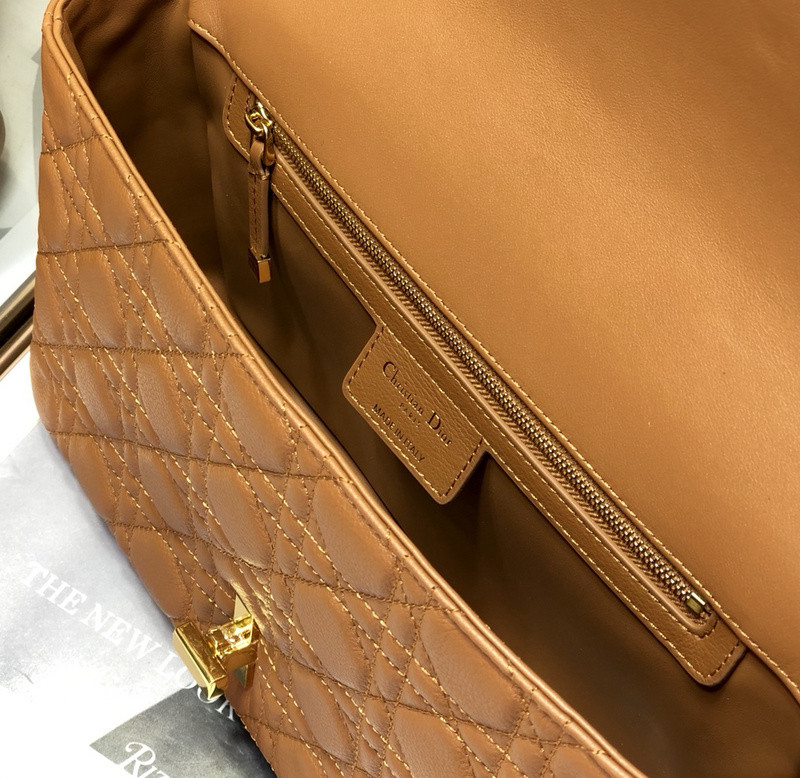 D10r bag